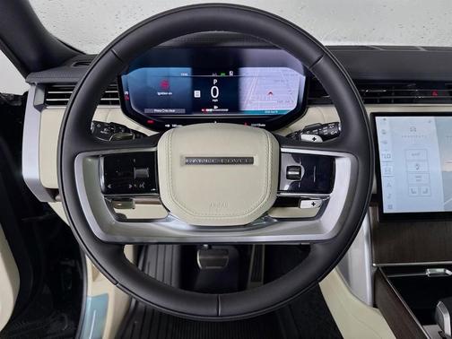 2025 Land Rover Range Rover P400 SE