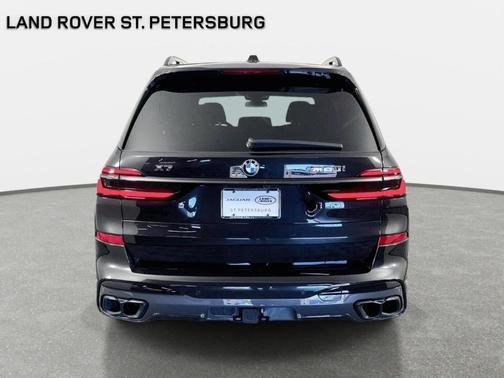 Black Sapphire 2025 BMW X7 M60i