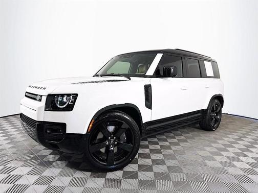 2025 Land Rover Defender P400 X-Dynamic SE