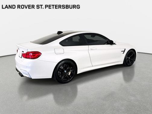 White Metallic 2018 BMW M4 Base