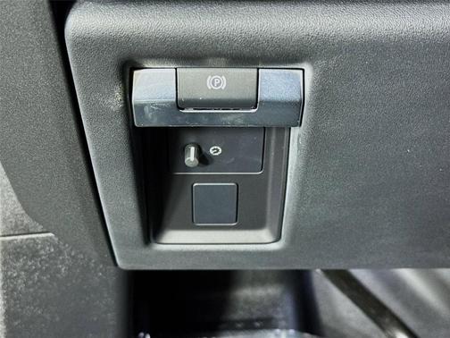 Santorini Black 2023 Land Rover Defender 90 V8