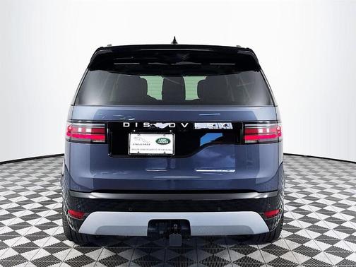2025 Land Rover Discovery P360 Metropolitan Edition