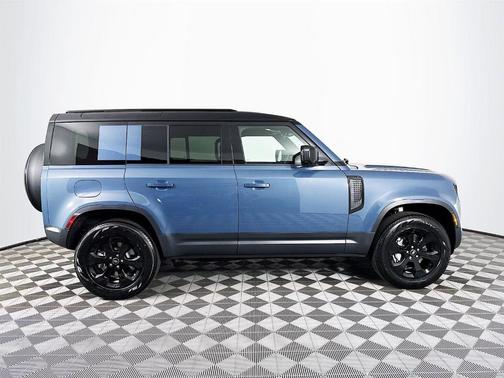 2025 Land Rover Defender P300