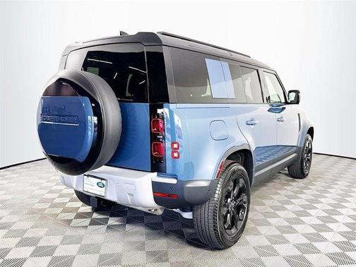 2025 Land Rover Defender P300
