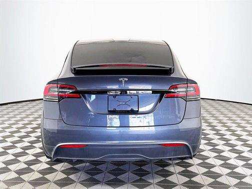 2022 Tesla Model X Base