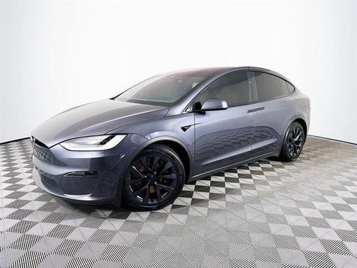 2022 Tesla Model X Base
