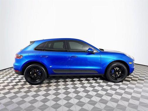 2018 Porsche Macan Base