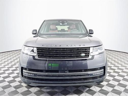 2025 Land Rover Range Rover P530 SE