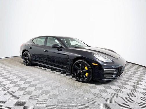 2015 Porsche Panamera Turbo S