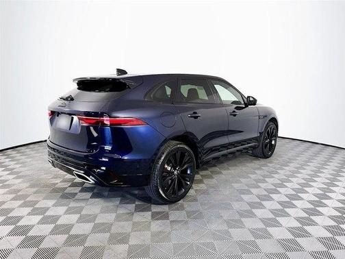 2025 Jaguar F-PACE P400 R-Dynamic S