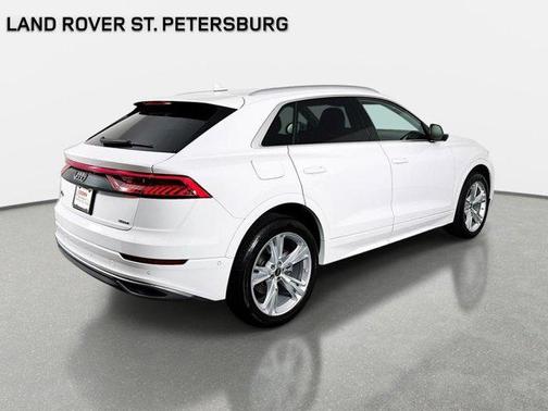 Carrara White 2022 Audi Q8 55 Premium Plus