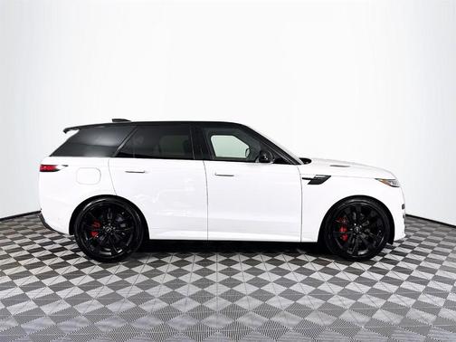 2025 Land Rover Range Rover Sport P530 Dynamic SE