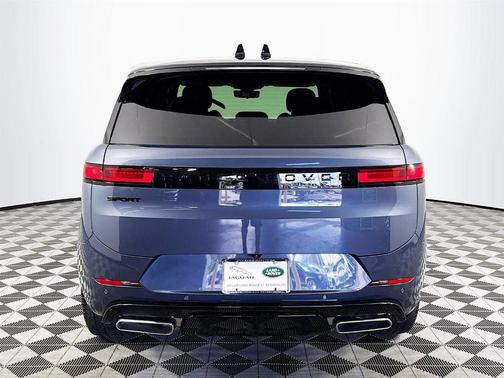 2025 Land Rover Range Rover Sport P400 Dynamic SE