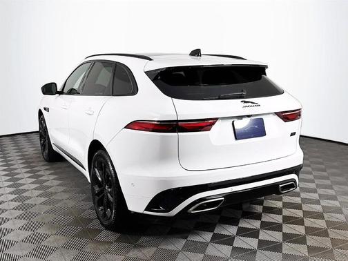 2026 Jaguar F-PACE P400 R-Dynamic S