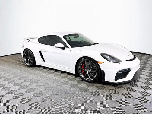 2020 Porsche 718 Cayman GT4