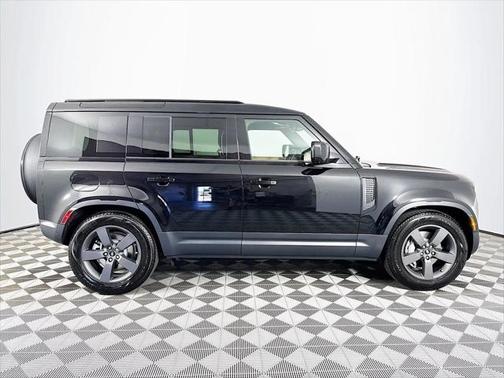2025 Land Rover Defender P300