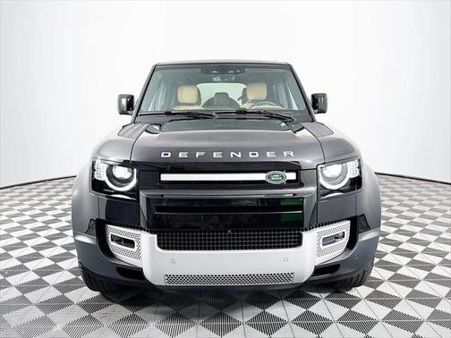 2025 Land Rover Defender P300