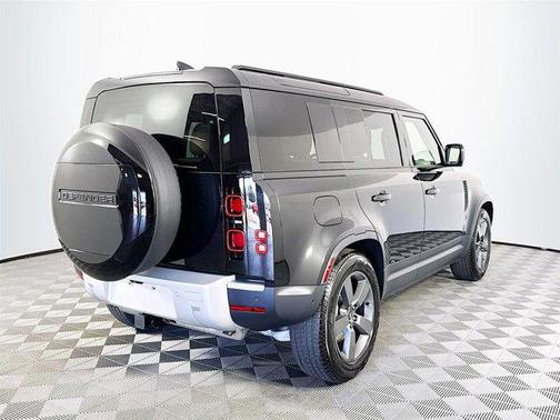 2025 Land Rover Defender P300