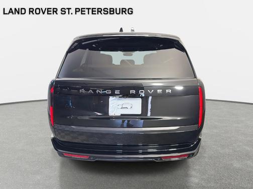 2026 Land Rover Range Rover P400 SE