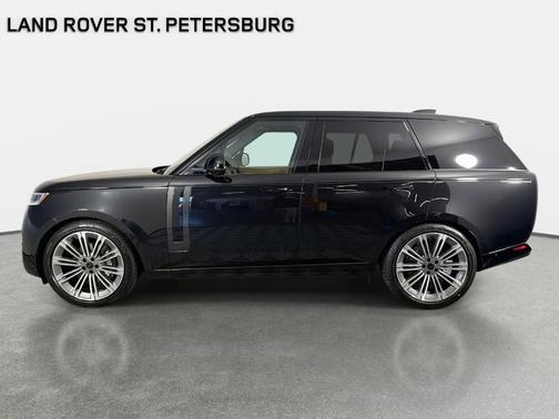 2026 Land Rover Range Rover P400 SE