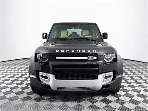 2025 Land Rover Defender P300