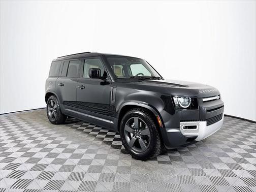 2025 Land Rover Defender P300