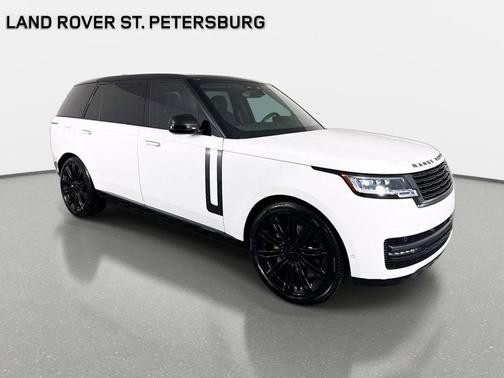 Fuji White 2026 Land Rover Range Rover P400 SE 7 Seat