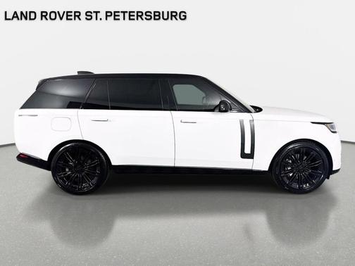 Fuji White 2026 Land Rover Range Rover P400 SE 7 Seat