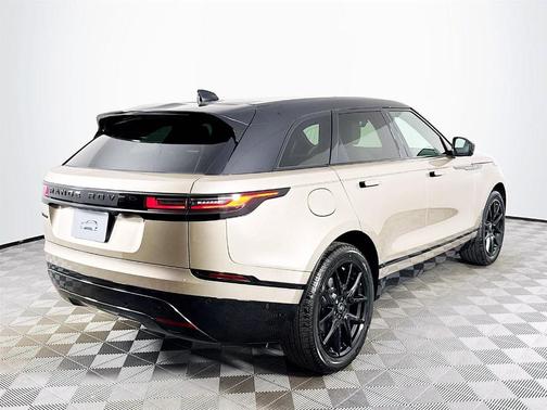 2026 Land Rover Range Rover Velar P250 Dynamic SE