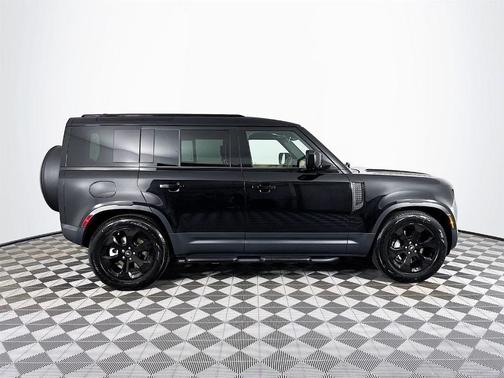 2025 Land Rover Defender P300