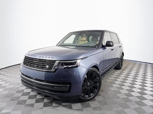 2025 Land Rover Range Rover P400 SE 7 Seat