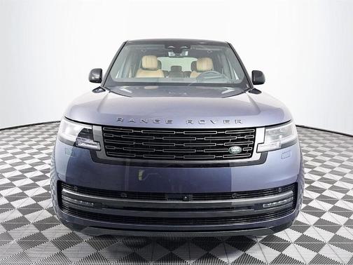 2025 Land Rover Range Rover P400 SE 7 Seat