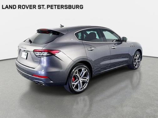 Grigio 2023 Maserati Levante GT