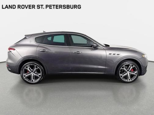 Grigio 2023 Maserati Levante GT