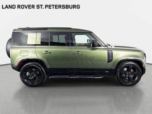 Woolstone Green 2026 Land Rover Defender P400 X-Dynamic SE