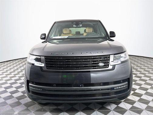 2025 Land Rover Range Rover P530 SE 7 Seat