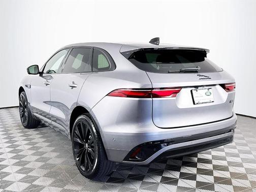 2026 Jaguar F-PACE P250 R-Dynamic S