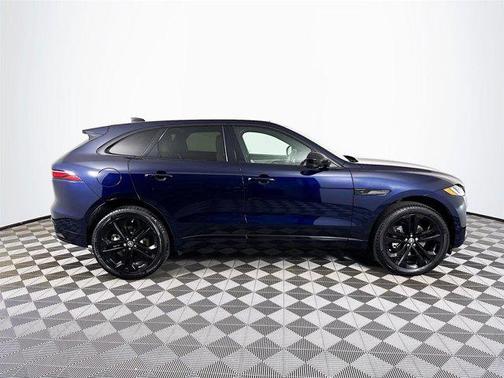 2025 Jaguar F-PACE P250 R-Dynamic S