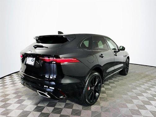 2025 Jaguar F-PACE P400 R-Dynamic S