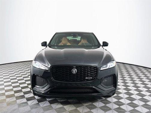 2025 Jaguar F-PACE P400 R-Dynamic S