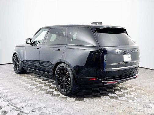2023 Land Rover Range Rover P400 SE