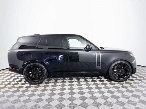 2023 Land Rover Range Rover P400 SE
