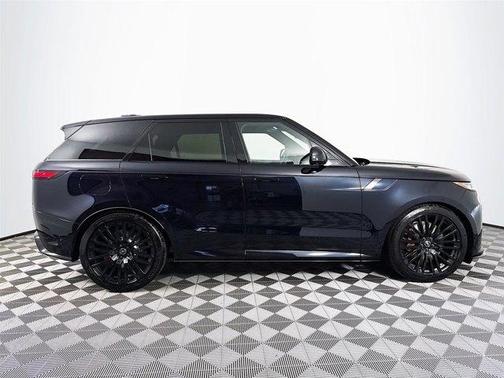 2025 Land Rover Range Rover Sport P635 SV Edition Two