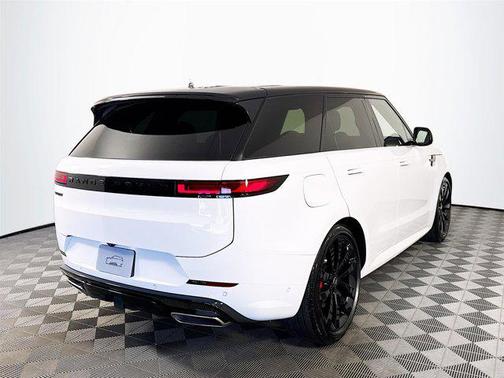 2025 Land Rover Range Rover Sport P460 Dynamic SE