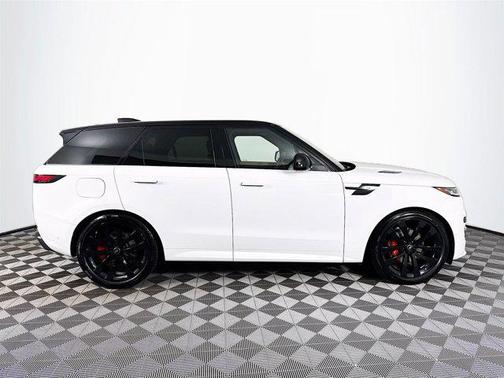 2025 Land Rover Range Rover Sport P460 Dynamic SE
