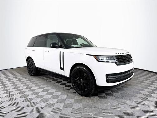 2025 Land Rover Range Rover P550e SE