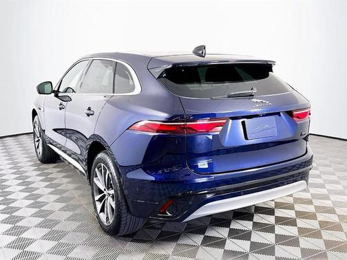 2026 Jaguar F-PACE P250 R-Dynamic S