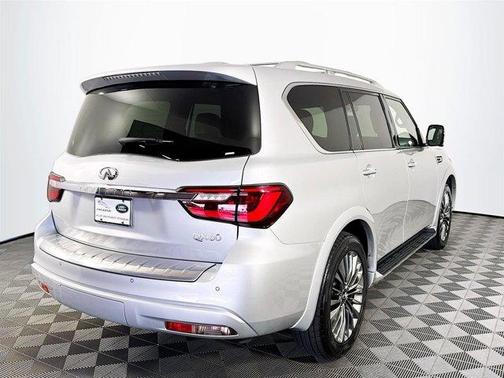2021 INFINITI QX80 SENSORY