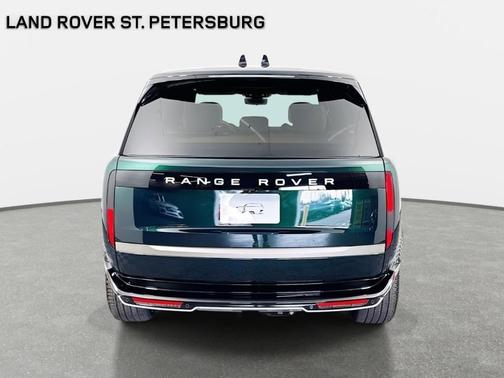 2026 Land Rover Range Rover P530 SE