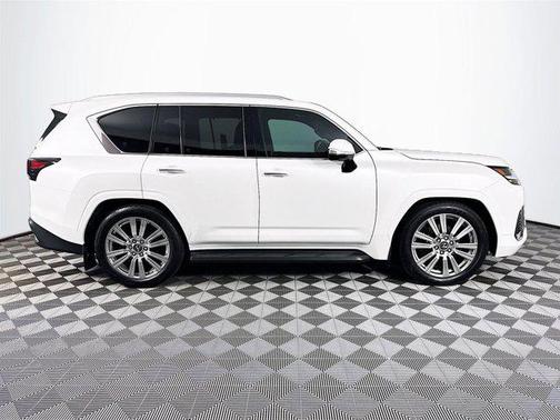 2023 Lexus LX 600 Ultra Luxury